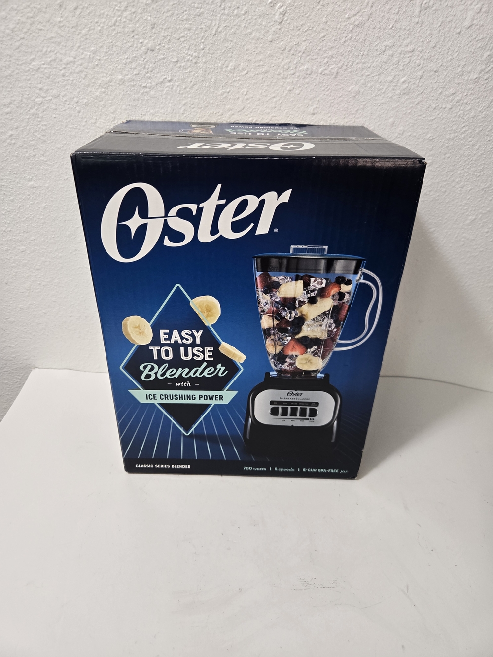 Oster Easy-to-Use Blender in Blue and Black